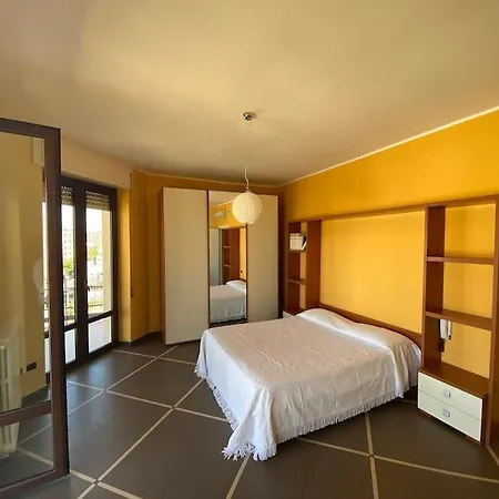 Ferienwohnung Moderna Abitazione In Centro Lecce Exterior foto